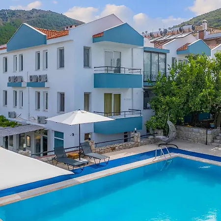 Oezguem Aparthotel Datça