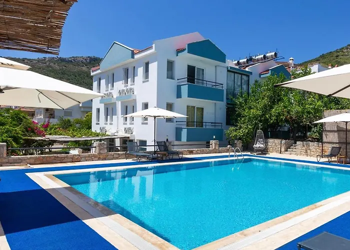 Oezguem Apartmanhotel 4*