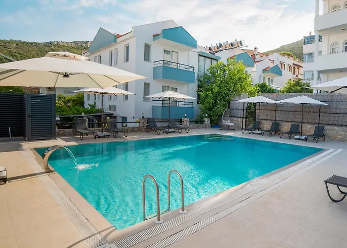 Apart Otel özgüm 4*