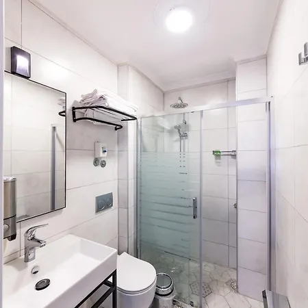 Apartmanhotel Oezguem *