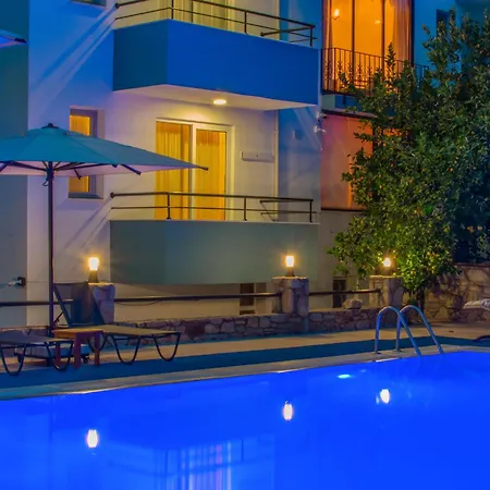 Oezguem Aparthotel Datça